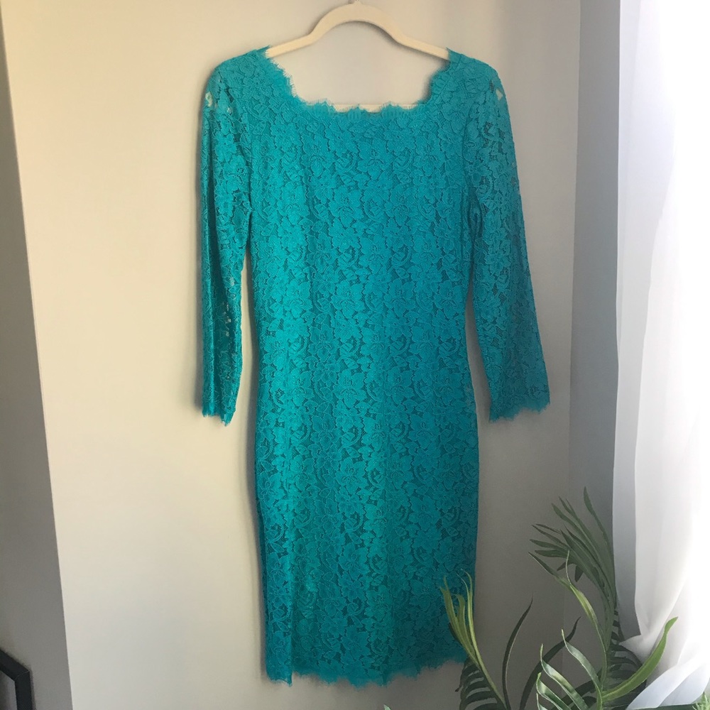 DVF Lacquer Zarita Lace Sheath Cocktail Dress - Picture 1 of 8